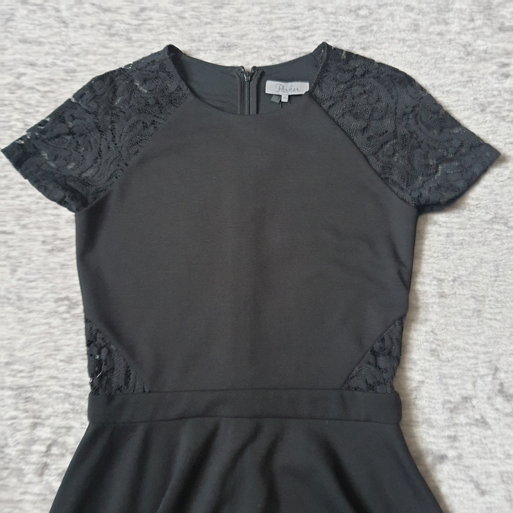 Parker Lace Short Sleeve Dress Fit and Flare Skater Lace Sides Size M NWT $242 - Picture 10 of 15